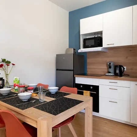 Le Balcon Fleuri - 9 Min Sanctuaires - Renove & Equipe - Calme Sur Cour - 4 Couchages