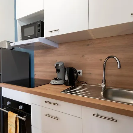 Le Balcon Fleuri - 9 Min Sanctuaires - Renove & Equipe - Calme Sur Cour - 4 Couchages Apartman