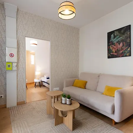 Le Balcon Fleuri - 9 Min Sanctuaires - Renove & Equipe - Calme Sur Cour - 4 Couchages Apartman