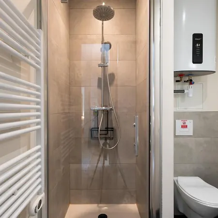 Le Balcon Fleuri - 9 Min Sanctuaires - Renove & Equipe - Calme Sur Cour - 4 Couchages Apartamento Lourdes