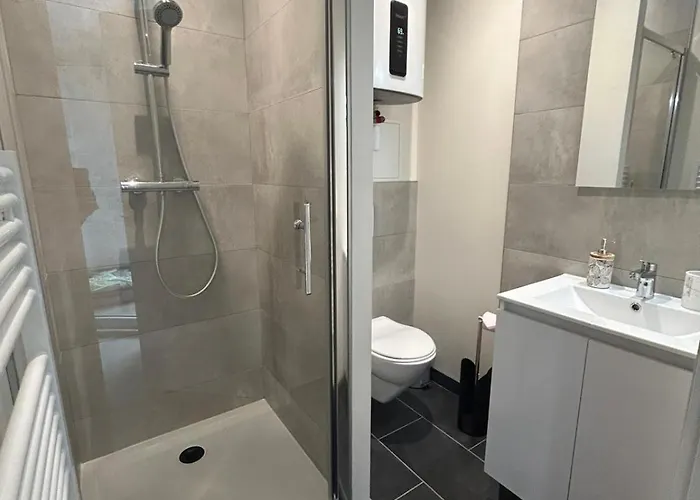 Le Balcon Fleuri - 9 Min Sanctuaires - Renove & Equipe - Calme Sur Cour - 4 Couchages Apartman *