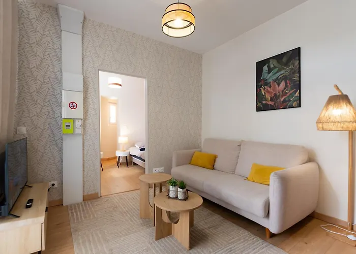 Le Balcon Fleuri - 9 Min Sanctuaires - Renove & Equipe - Calme Sur Cour - 4 Couchages Apartman