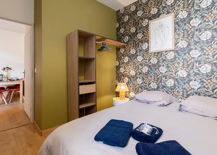 アパート Le Balcon Fleuri - 9 Min Sanctuaires - Renove & Equipe - Calme Sur Cour - 4 Couchages *